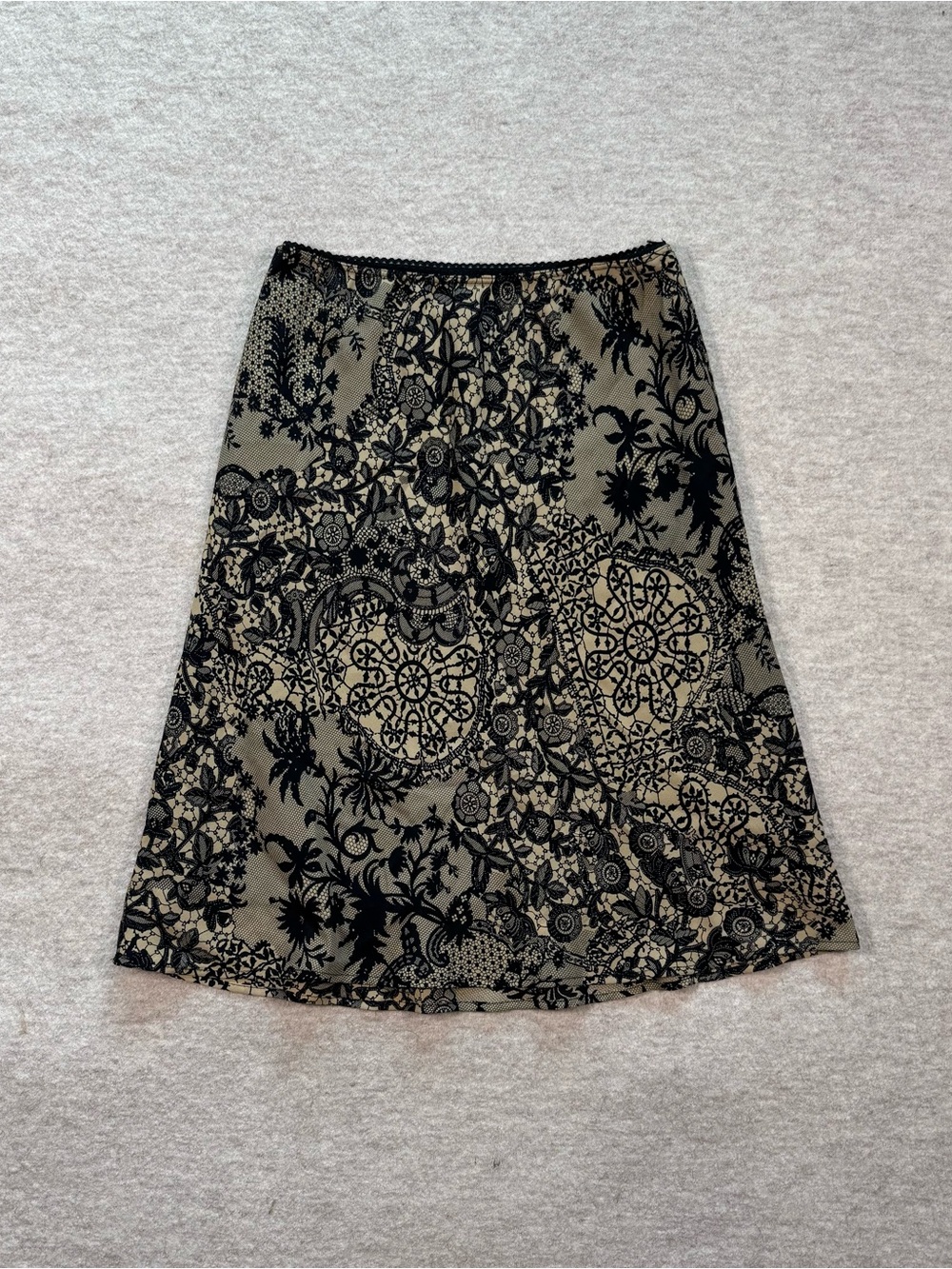 connected apparel Black Floral-Print Midi Skirt on Taupe